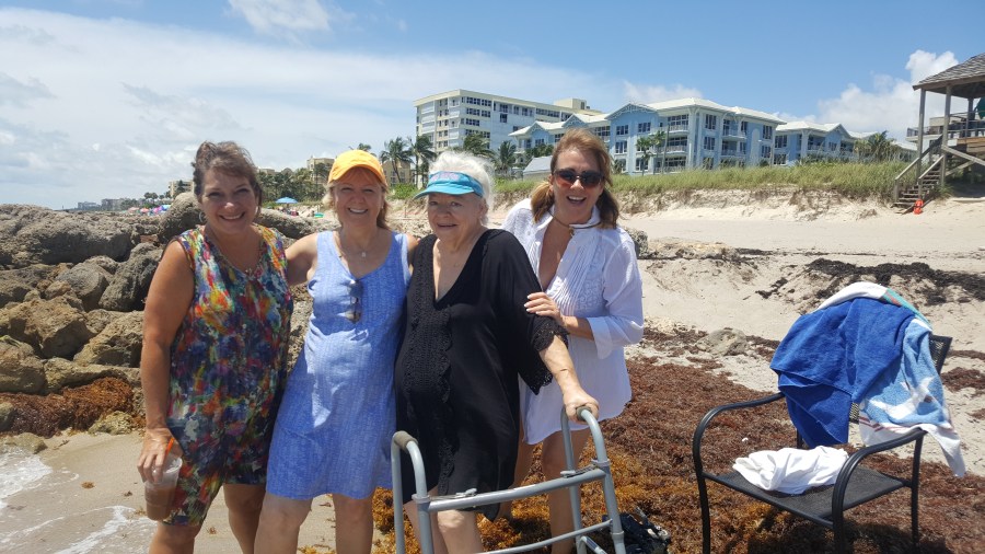 Love Messy People in your&nbsp;Mess.